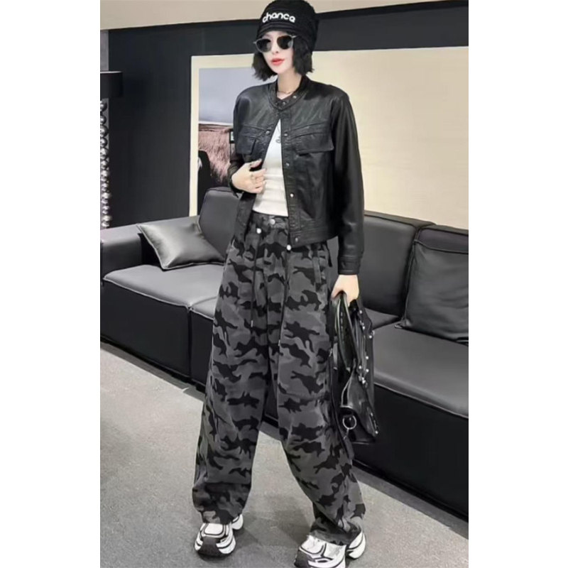 欧货休闲套装女春秋新款高级感洋气显瘦皮衣外套迷彩阔腿裤两件套