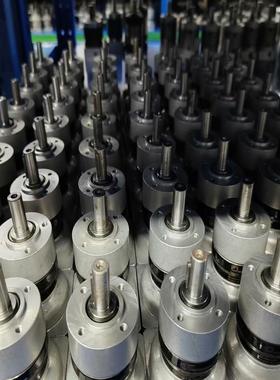 精锐行星减速机，PGII040，配100w伺服电机，(议价）