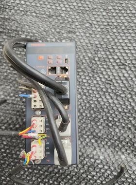 图科c3dw-06a00伺服驱动器，成色如图实物拍摄(议价）