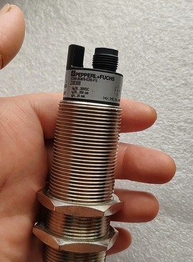 倍加福UC3500-30GM70-IE2R2-V15，实物如 议价