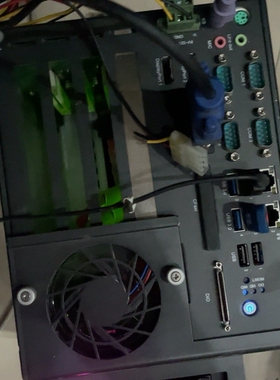ADLINK 凌华 MXC-6322D 工控小主机。 议价