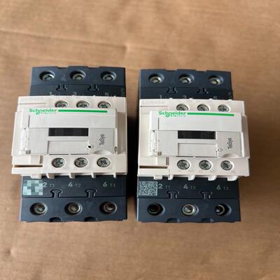 施耐德LC1D65AM7C交流接触器220V，工程剩(议价）