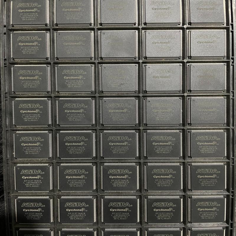 ep1c3t144c8  80pcs(议价）