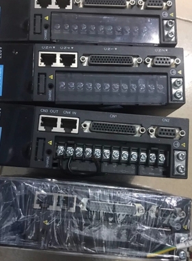 汇川驱动器400w 脉冲，SV610PS2R8I，成色如图， 议价