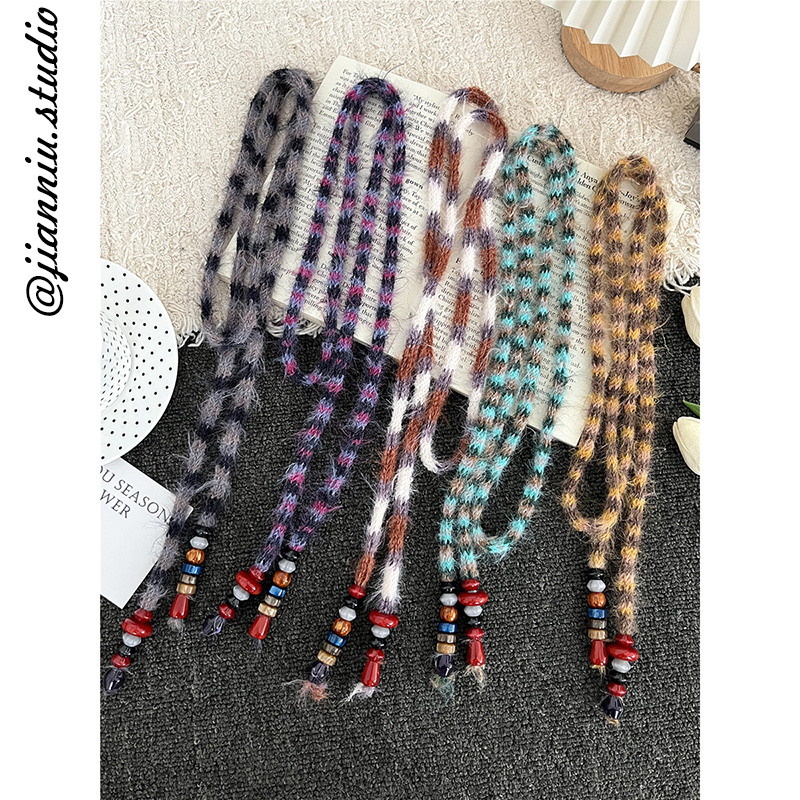 亚文化彩色条纹毛绒长条小围巾