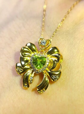 新款天然橄榄石吊坠925银镶嵌女时尚轻奢饰品送女友新年礼物