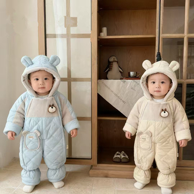 宝宝冬季加厚连体衣包脚婴儿夹棉套装保暖外出哈衣婴儿加绒防风服