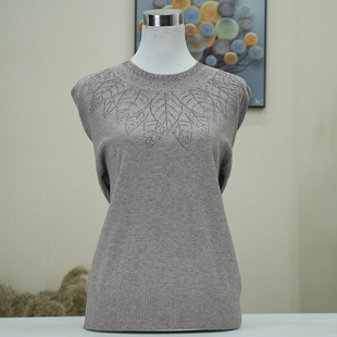 针织上衣中老年女装 圆领绣花薄款 宽松型套头镶钻毛线衣 秋季 妈妈装
