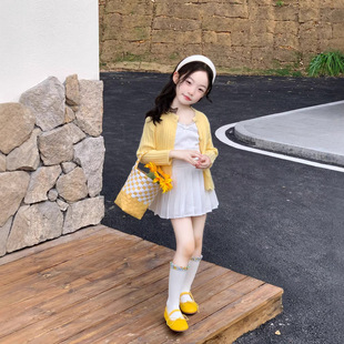 TOTObaby春季新款小清新套装女童洋气坑条针织开衫+百褶裙两件套