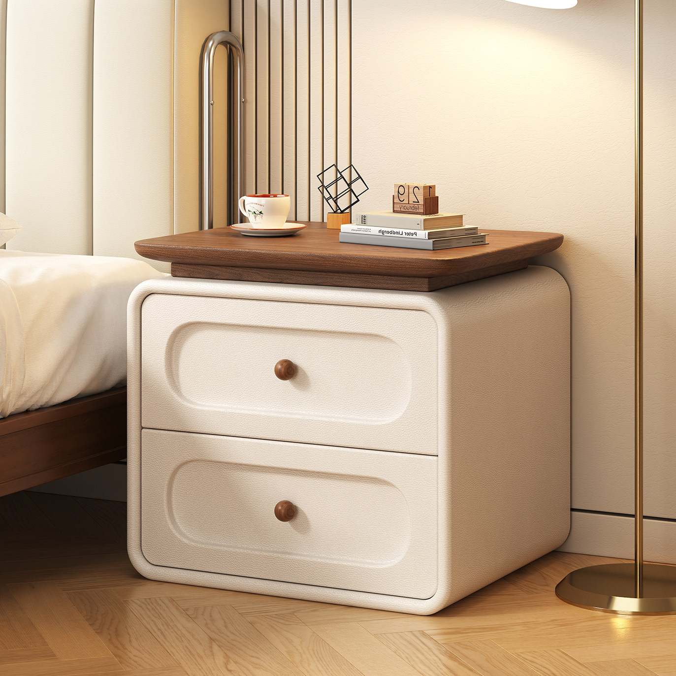 全实木床头柜家用卧室2026新款轻奢高级感小型中古奶油风收纳柜子