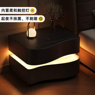 三梦实木床头柜带灯2025新款轻奢高级家用感卧室小型黑色床边柜子