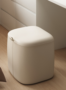 三梦奶油风化妆凳女生卧室梳妆台椅子轻奢高级感家用白色软包凳子