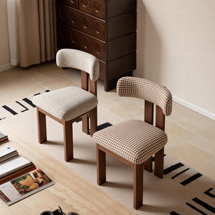 轻奢椅子2026新款餐椅高级感餐椅复古风实木餐椅餐桌椅中古靠背椅