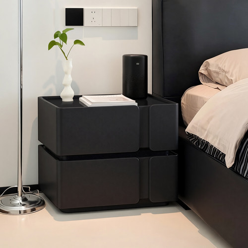 蔓斯菲尔设计感黑色实木床头柜