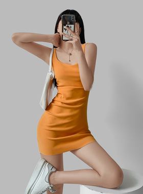 肯豆同款2025夏辣妹背心白色吊带短裙女机能风紫色包臀紧身连衣裙