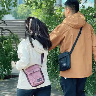 Columbia哥伦比亚单肩包情侣春夏户外徒步旅行包耐磨斜挎包UU2349