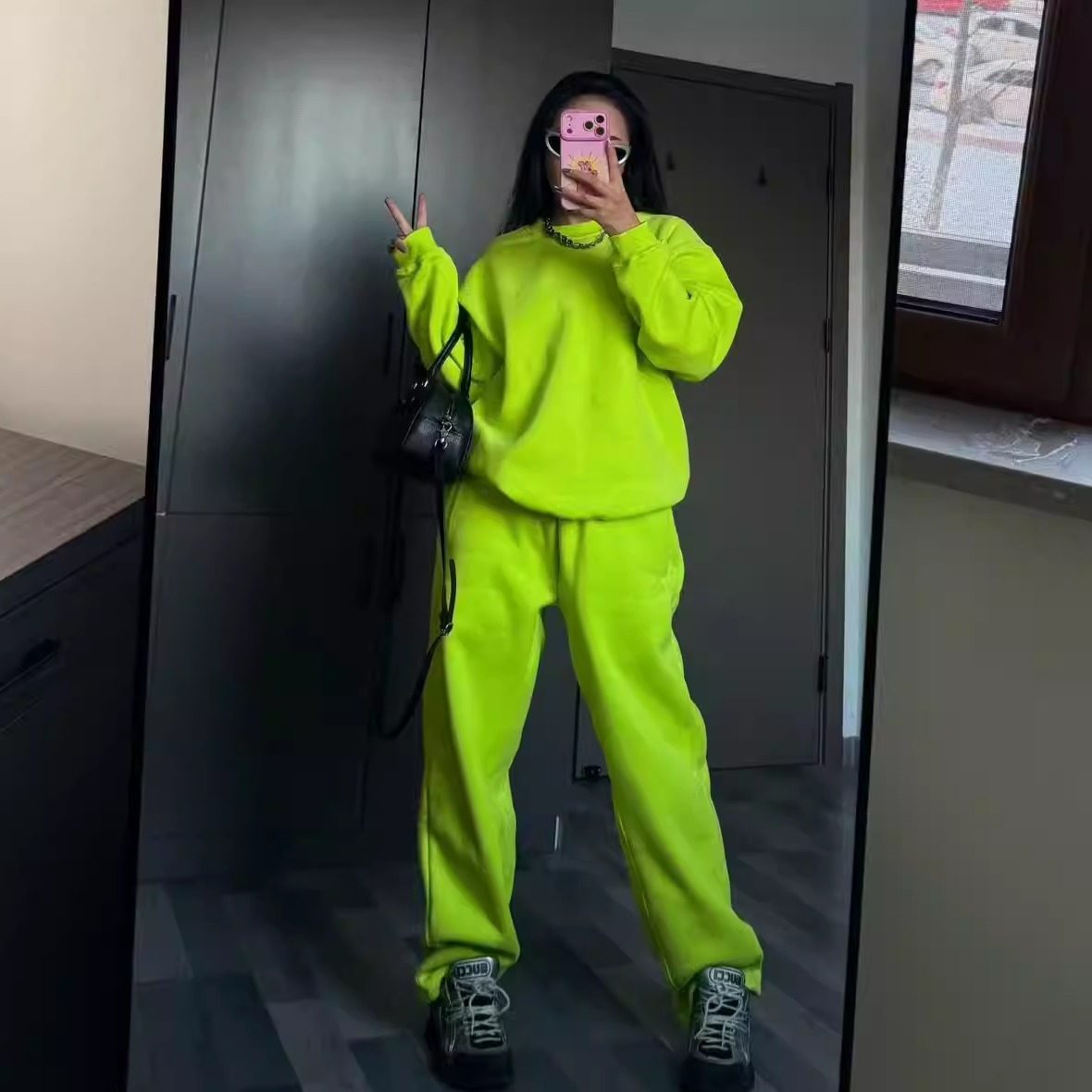 抓绒男女宽松荧光黄纯色圆领卫衣直筒卫裤松紧腰欧美嘻哈街头套装,女装/女士精品,卫衣/绒衫,淘宝优惠券,粉丝福利购,淘宝优惠卷