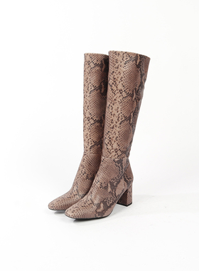 39码 IR0IS IN0K 蛇纹小牛皮圆头粗跟高筒复古时装靴 985