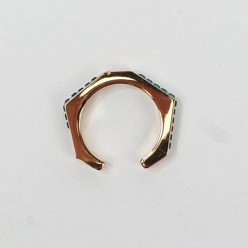 FE0NDI 湖蓝水钻戒指 699