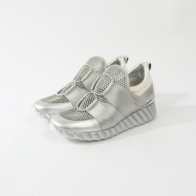 36码 UM0A PA0RKER 银灰色牛皮休闲鞋 310