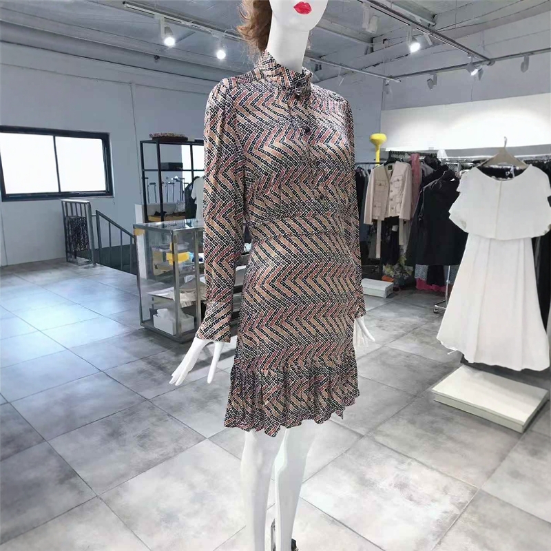 S-M穿 SAXX 法式印花洋装连衣裙 660