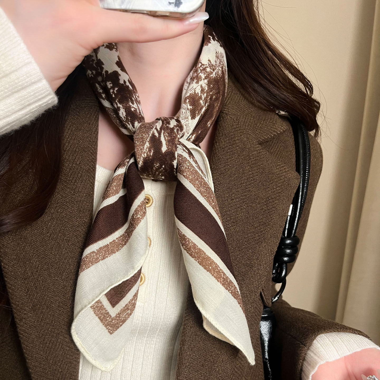 秋冬复古咖色系脖字母丝巾女2025新款围巾高级感气质百搭方巾配饰,饰品/流行首饰/时尚饰品新,其它首饰,淘宝优惠券,粉丝福利购,淘宝优惠卷