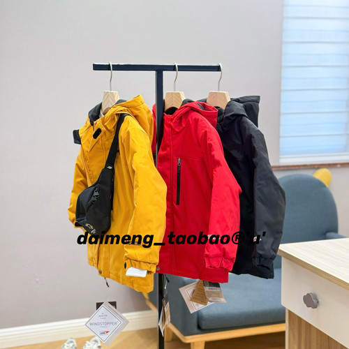 不打折定制120-170码冬款男女童三色拉链加厚保暖冲锋衣棉服外套