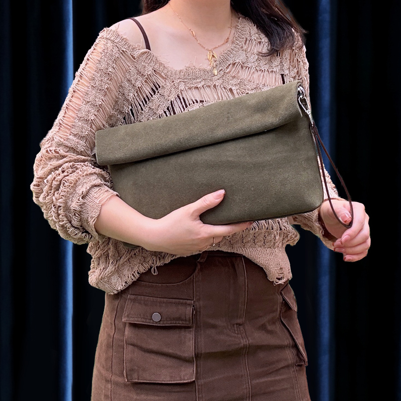 磨砂牛皮大容量手拿包夹包