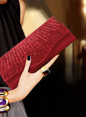 2025新款韩版宴会手拿包红色新娘包名媛晚宴包女红毯走秀包链条包