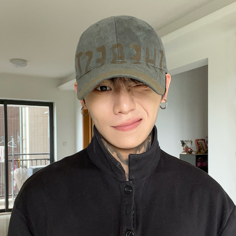 鸭舌棒球帽逛街男女均可四季可戴