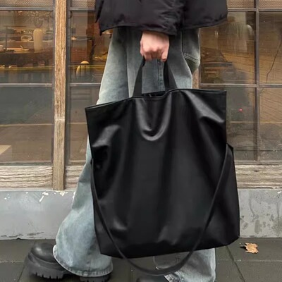 男士韩版软皮大容量斜挎包