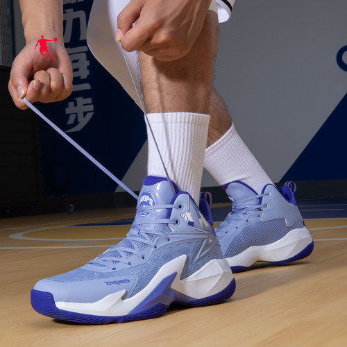 正品穿3年不坏!乔丹紫色篮球靴