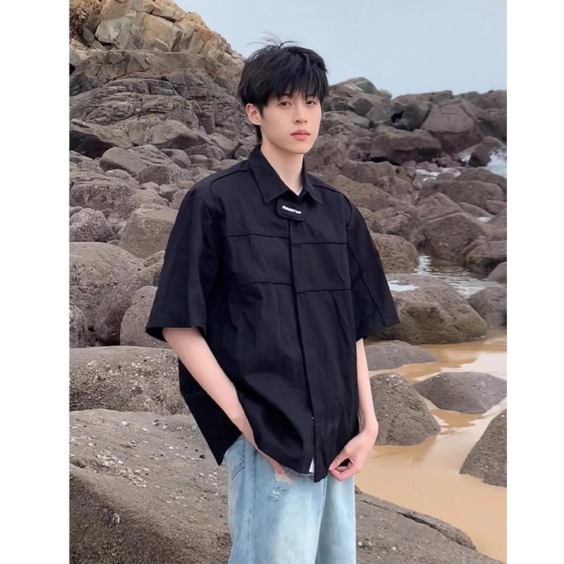 黑色夏季薄款五分袖痞帅男衬衫