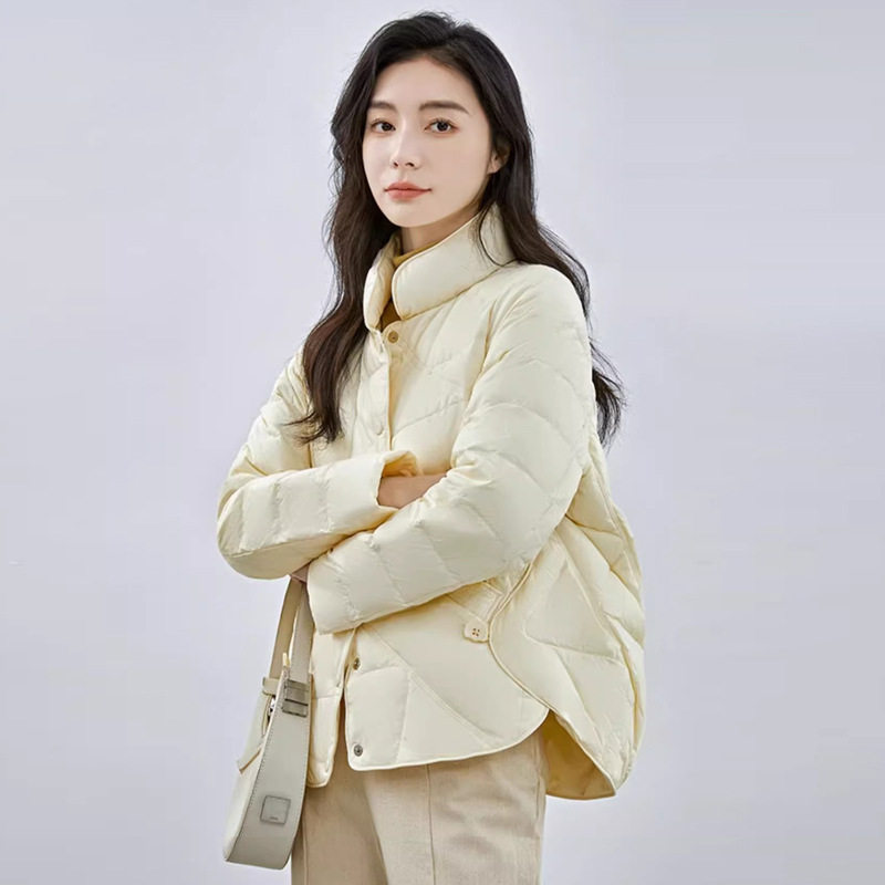 轻薄羽绒服女短款羽绒外套女士冬季高端小香风羽绒服白色鸭绒