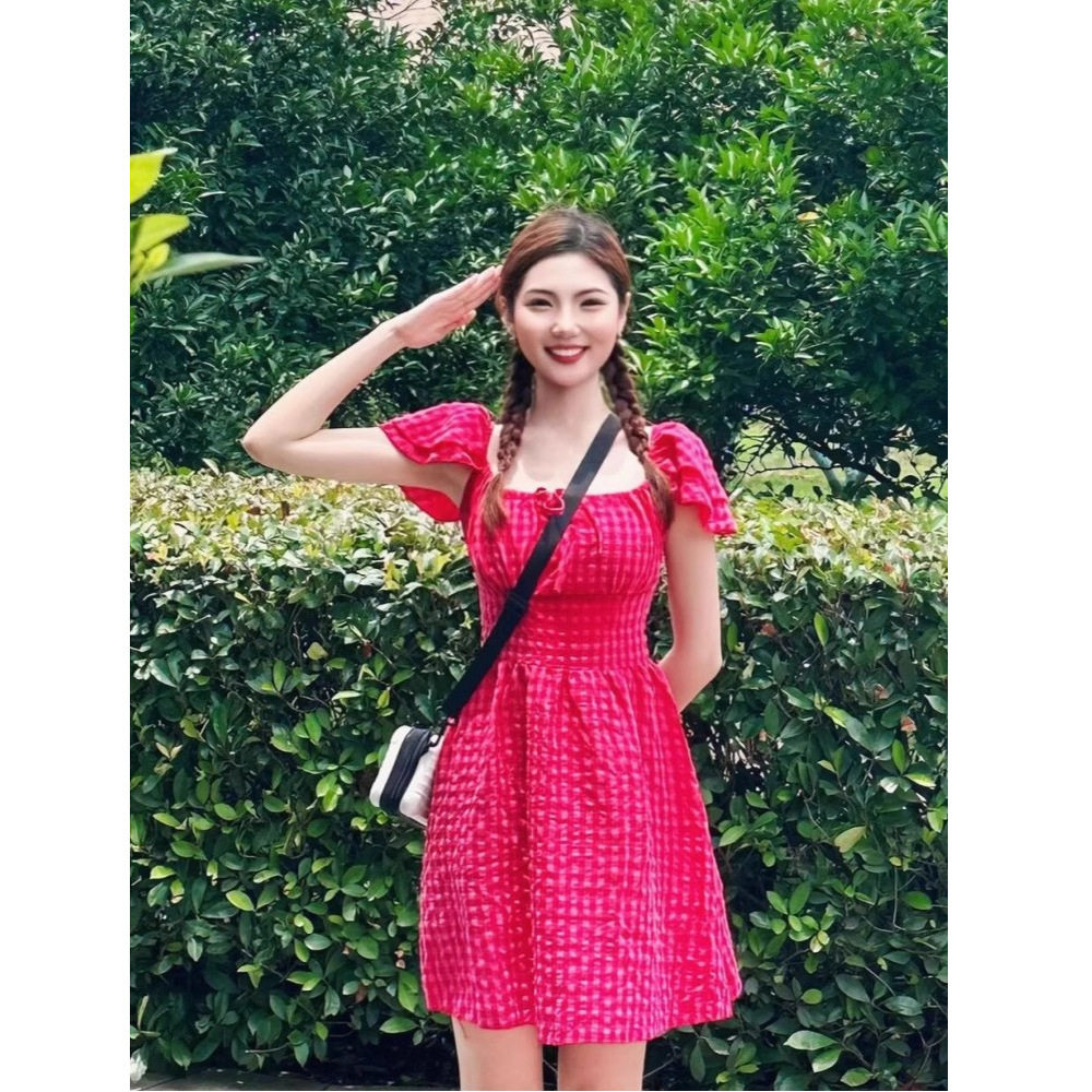 法式甜美玫红色格子小飞袖连衣裙