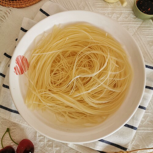 佳木斯细冷面半干冷面5斤商用家用正宗鲜族冷面板小麦粉制作