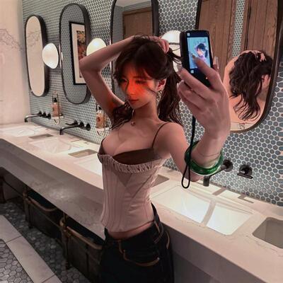 KKX欧美性感辣妹风街头个性皮质拼接领口修身收腰吊带背心女上衣