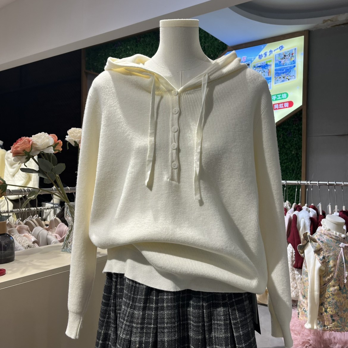 欧洲站2025秋冬新款时尚紫色连帽针织衫女士长袖毛衣套头卫衣打底