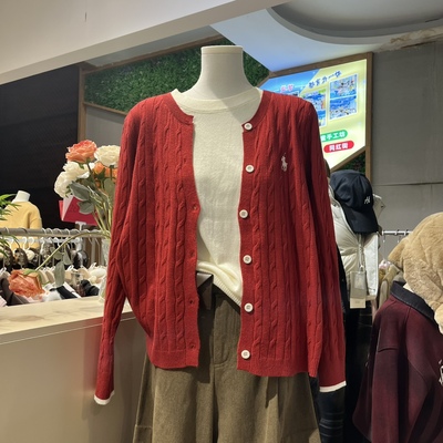 2025秋冬麻花羊绒开衫女圆领宽松针织外套红色毛衣刺绣假两件上衣