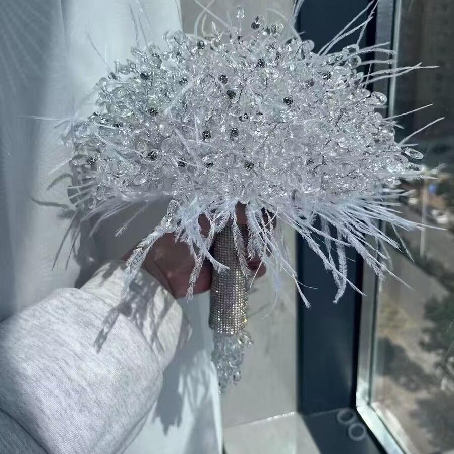 浪漫结婚高定奢华珠宝羽毛手捧花