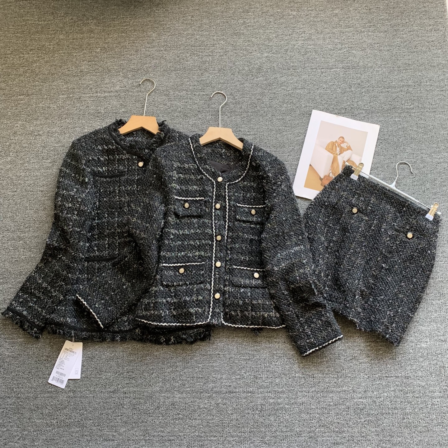 原单法式高级感小香风外套女秋冬季气质优雅休闲百搭短裙两件套