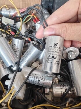 SK RE1505D01 1.5UF 400V电机马达电容拆机实测容值只有1.1uF左右