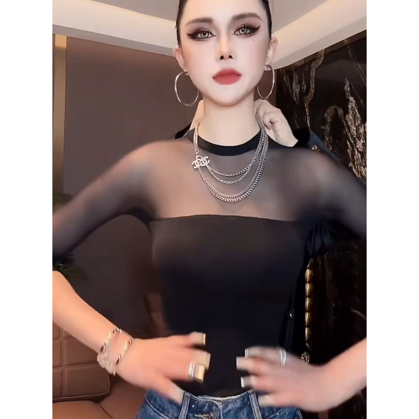 显瘦T恤女气质修身显瘦圆领上衣