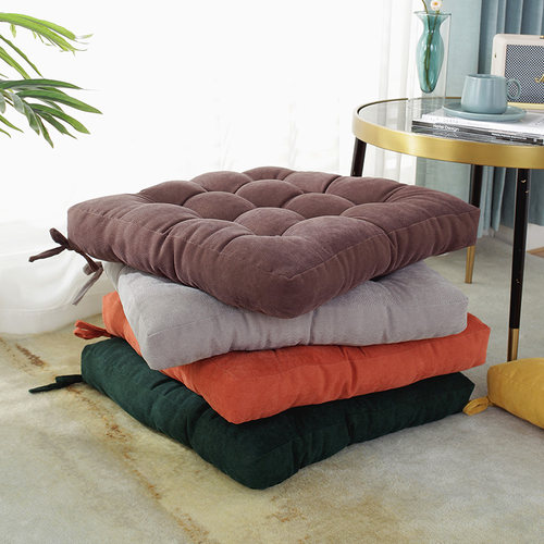 幕知简约现代透气坐垫