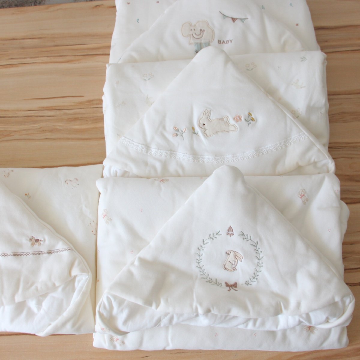 戴维露西新生儿纯棉抱被春秋冬加厚初生宝宝夹棉被子婴儿外出包被