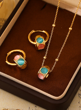 【遥听山月】新款多巴胺幻彩圆形魔方项链旋转耳扣精致气质耳饰女