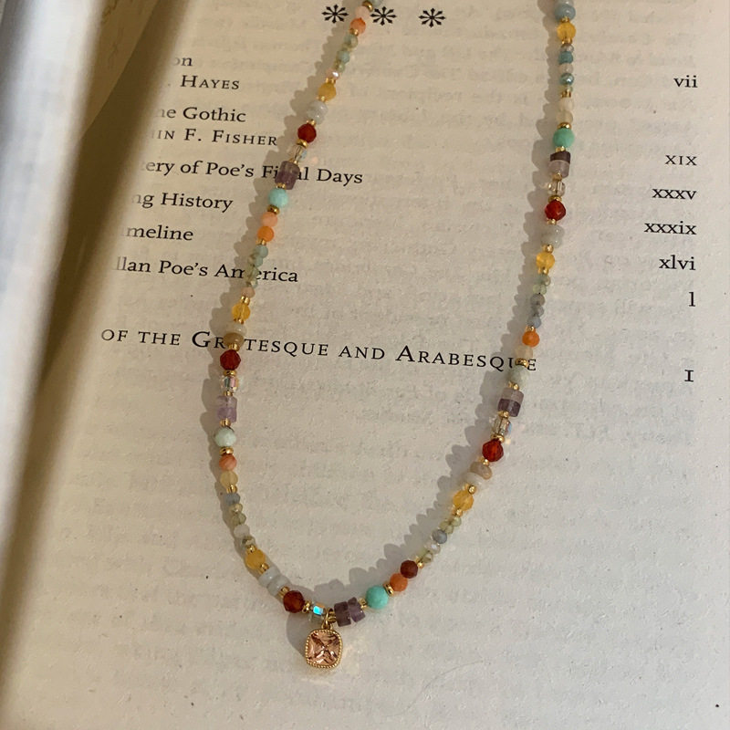 天然石复古彩色串珠项链女春夏锁骨链小众轻奢多巴胺吊坠颈链饰品