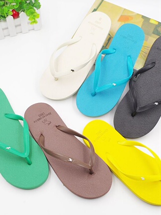 Factory Wholesale Price Men's Non-Slip Beach Flip-Flops Summer Simple Solid Color Flip-Flops Fashionable Casual Flip-Flops