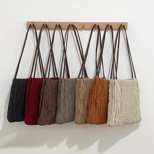 复古文艺针织毛线包麻花编织斜挎包宽肩带单肩包百搭女包