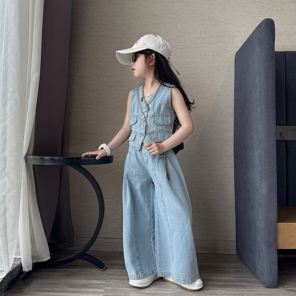 女童夏季薄款复古V领无袖牛仔背心马甲阔腿裤时尚气质显瘦套装韩7
